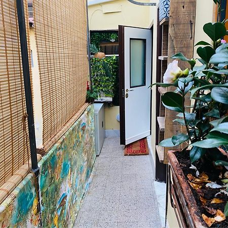 Appartamento Penthouse In Exclusive Borgo Pio District Roma Esterno foto