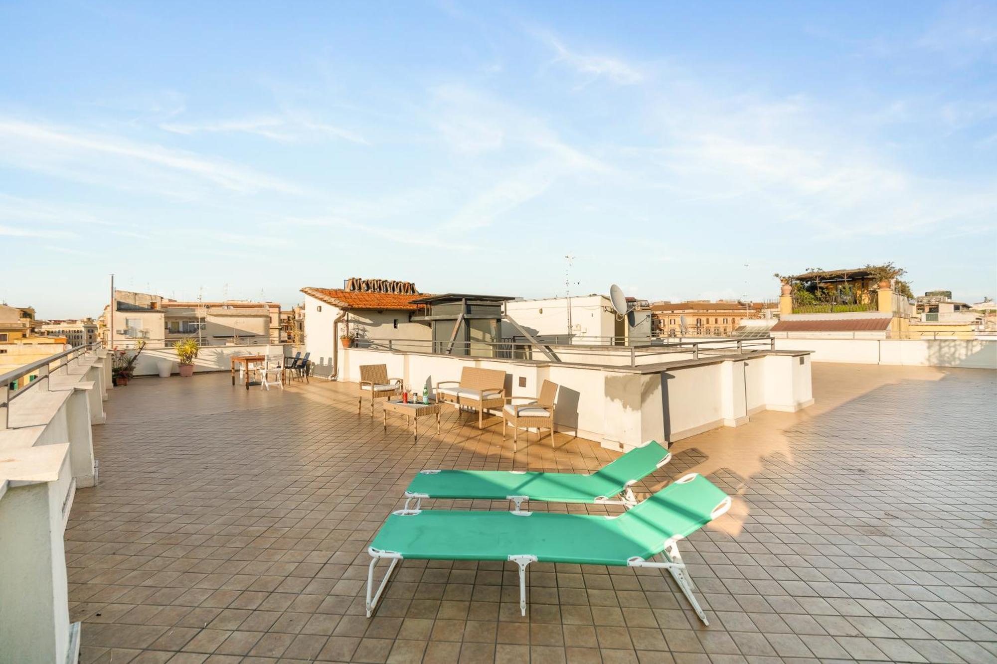 Appartamento Penthouse In Exclusive Borgo Pio District Roma Esterno foto