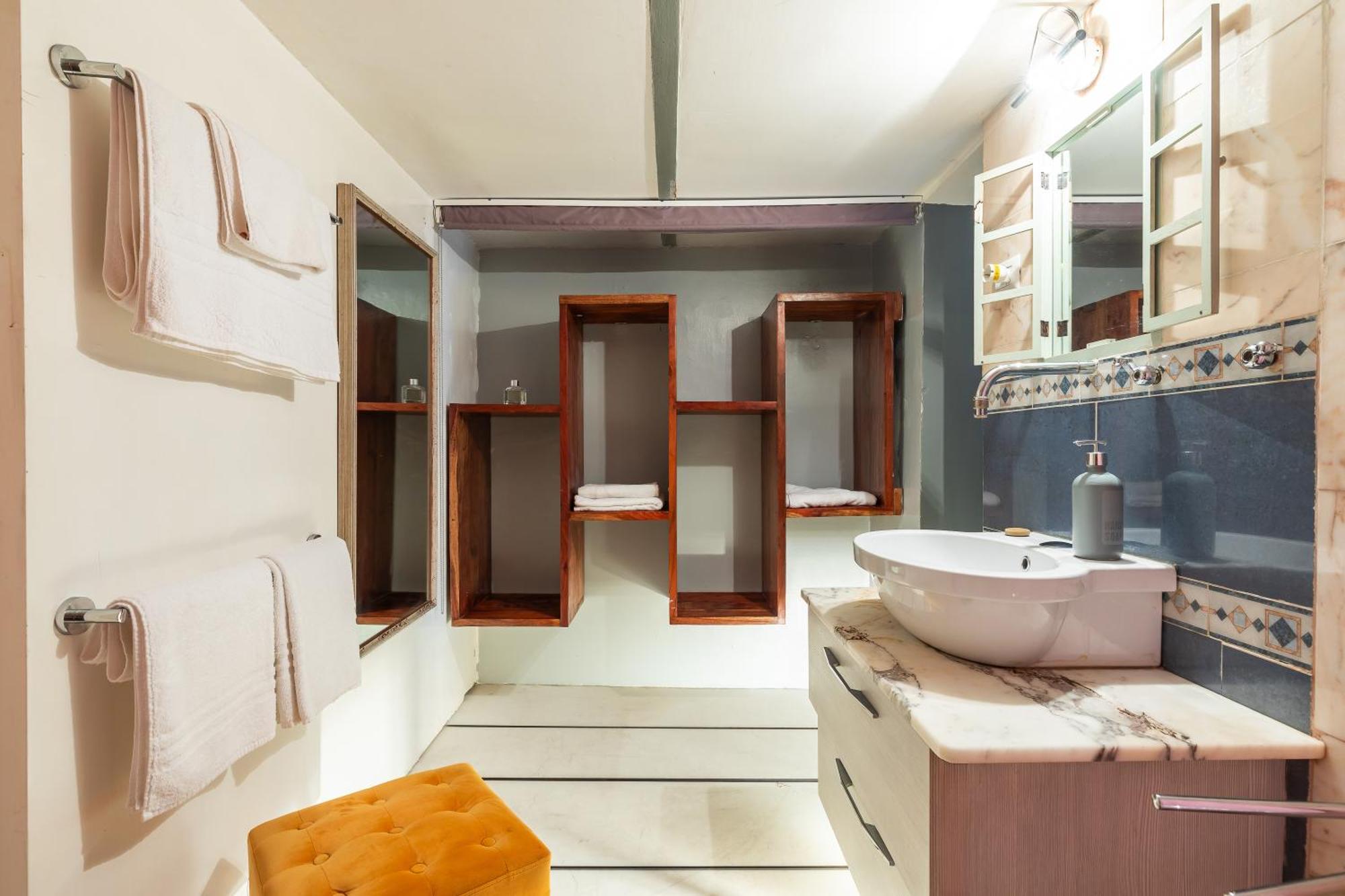 Appartamento Penthouse In Exclusive Borgo Pio District Roma Esterno foto